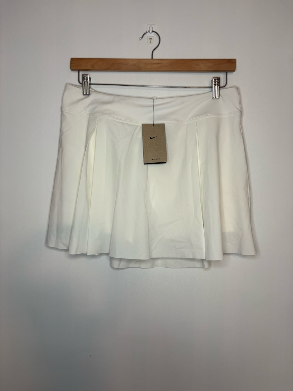 Nike Women’s White Pleated Tennis Skirt